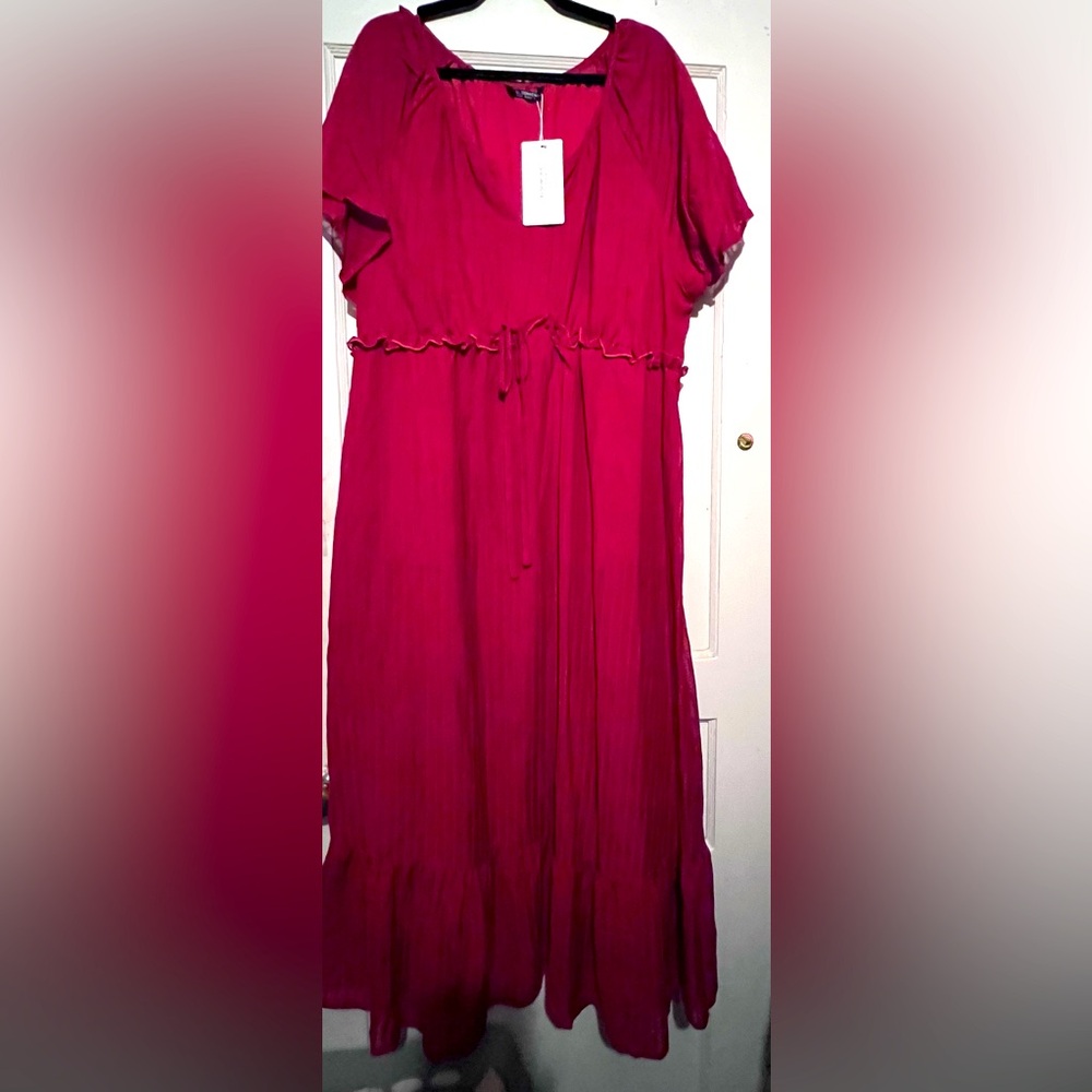Bloomchic -  red maxi dress 18/20
Like new condition - worn only once